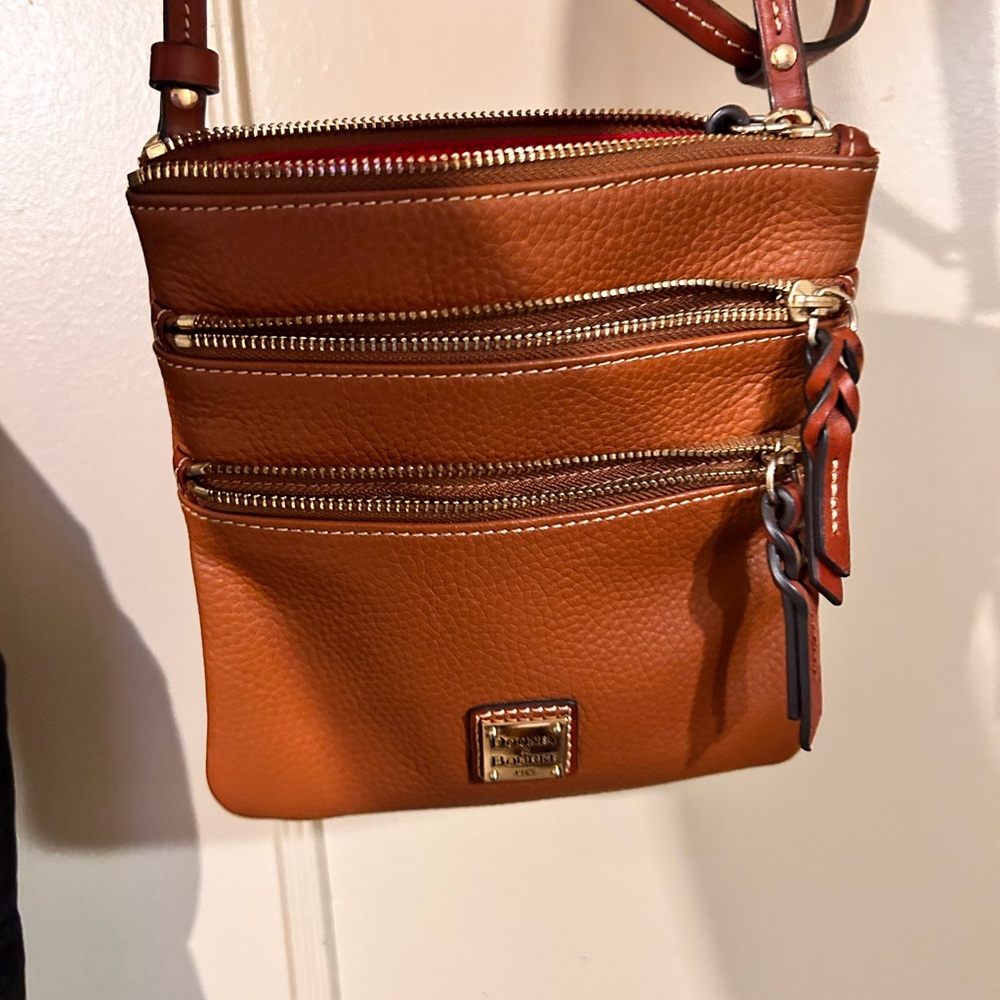 Pebble Grain North South Triple Zip Dooney Crossbody